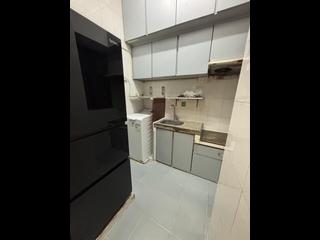 Sai Ying Pun - Chiu Kwong Mansion 05