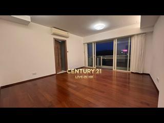 Soho - Centrestage 02