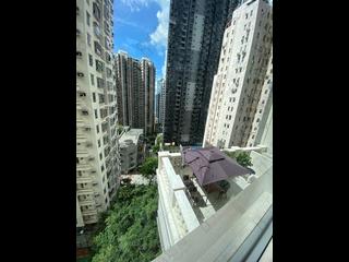 Sai Ying Pun - 63, Pokfulam Emerald House (Tower 2) 02