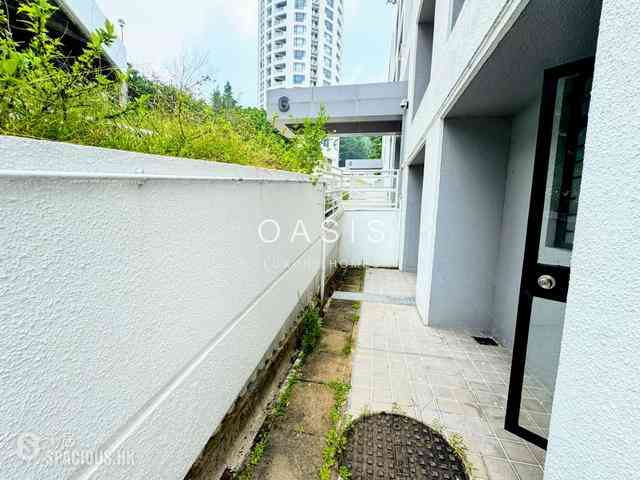 Pok Fu Lam - Pine Grove 08