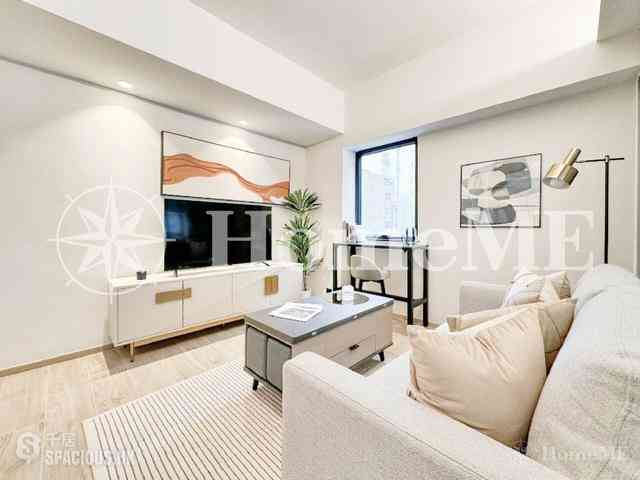 Central - 108-110, Wellington Street 01