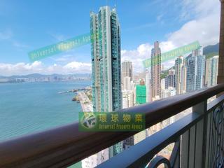 Kennedy Town - The Merton Tower 2 04