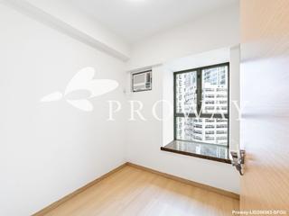 Sheung Wan - Queen's Terrace 06