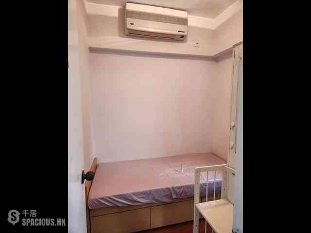 Shek Tong Tsui - Charmview Court 05