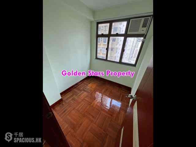 Sai Ying Pun - Fook Moon Building 03
