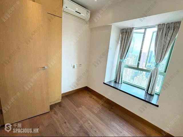 Wan Chai - Royal Court 11