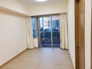 Tung Chung - Century Link Phase 1 Tower 5B 08