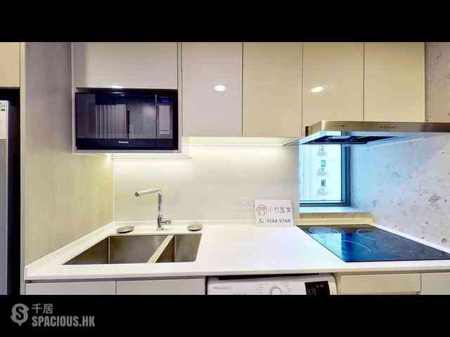 Mid Levels Central - Peach Blossom 10