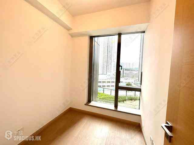 Wong Chuk Hang - The Southside Phase 2 La Marina Tower 2A 04