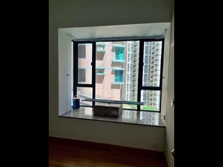 Mid Levels Central - Hillsborough Court Block 1 09
