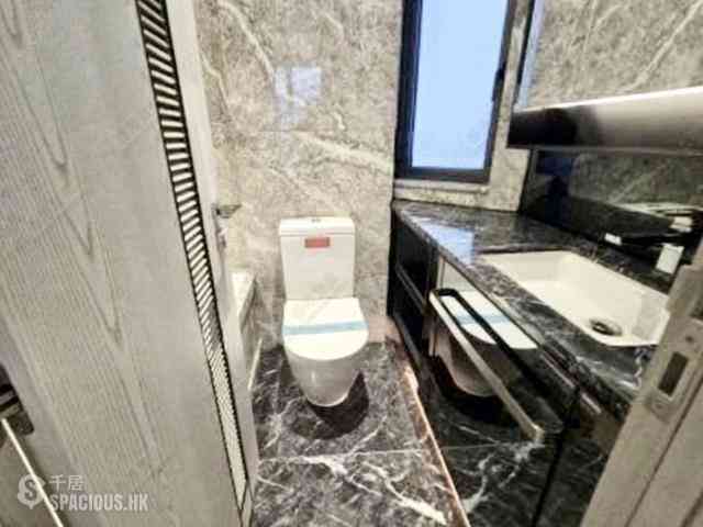 Wong Chuk Hang - The Southside Phase 3C Blue Coast II Tower 5 03