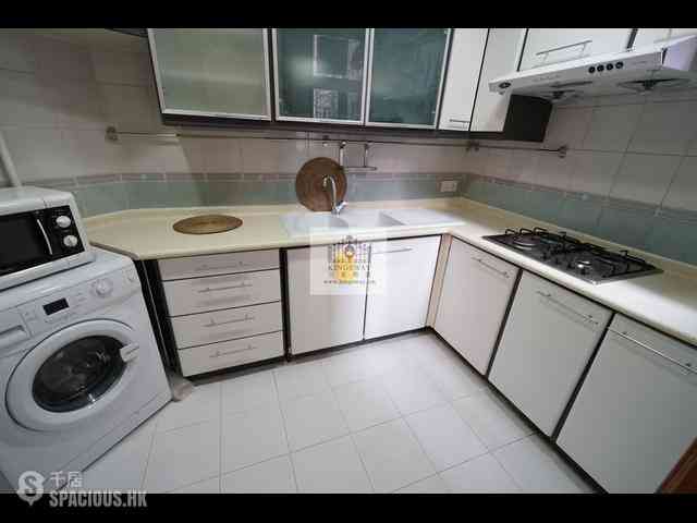 Mid Levels Central - Goldwin Heights 04