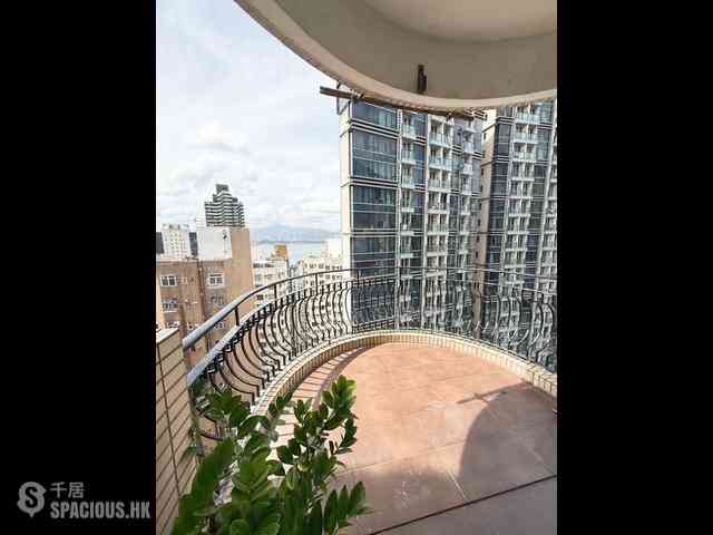 Sai Ying Pun - Kingsfield Tower Block B 02
