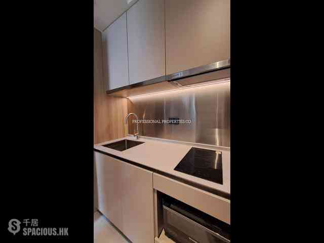 Sheung Wan - 165, Hollywood Road 02