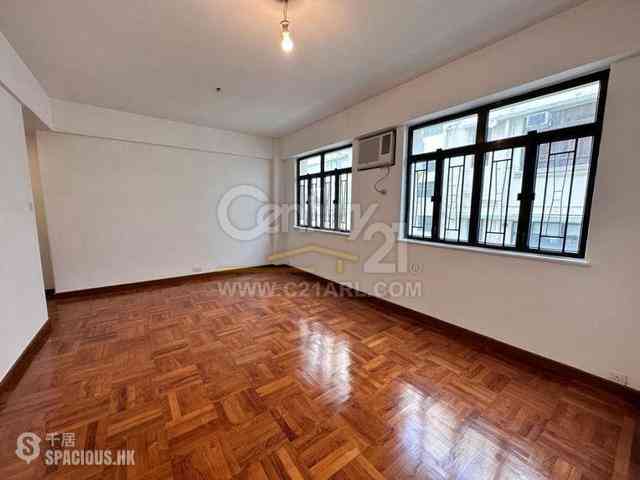 Tai Hang - Green Village 03