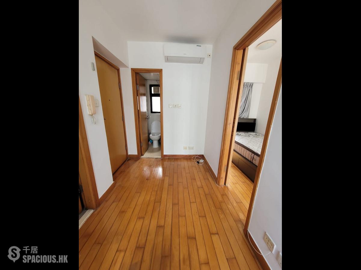 Wan Chai - 112, Johnston Road 01