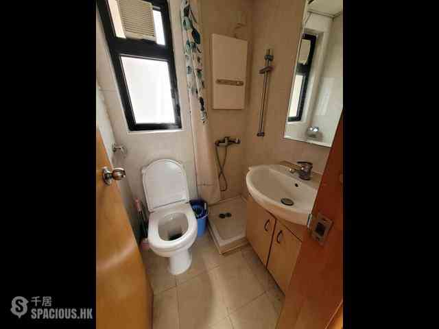 Wan Chai - 112, Johnston Road 07