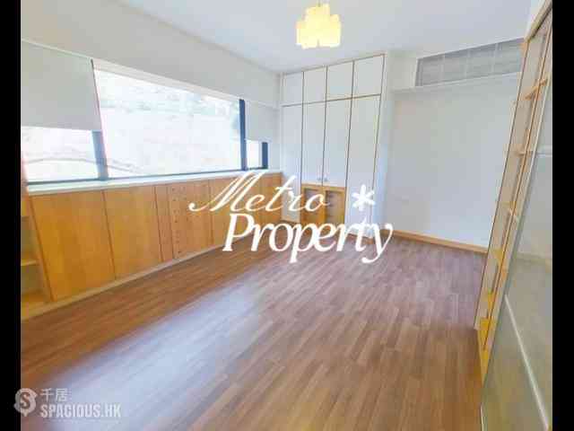 Repulse Bay - The Somerset 12