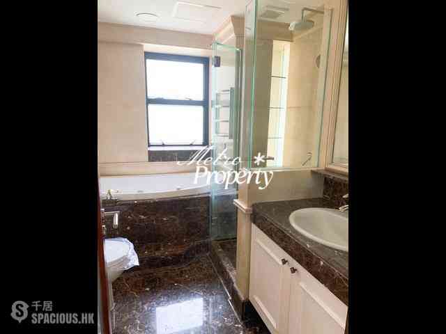 Repulse Bay - The Somerset 18