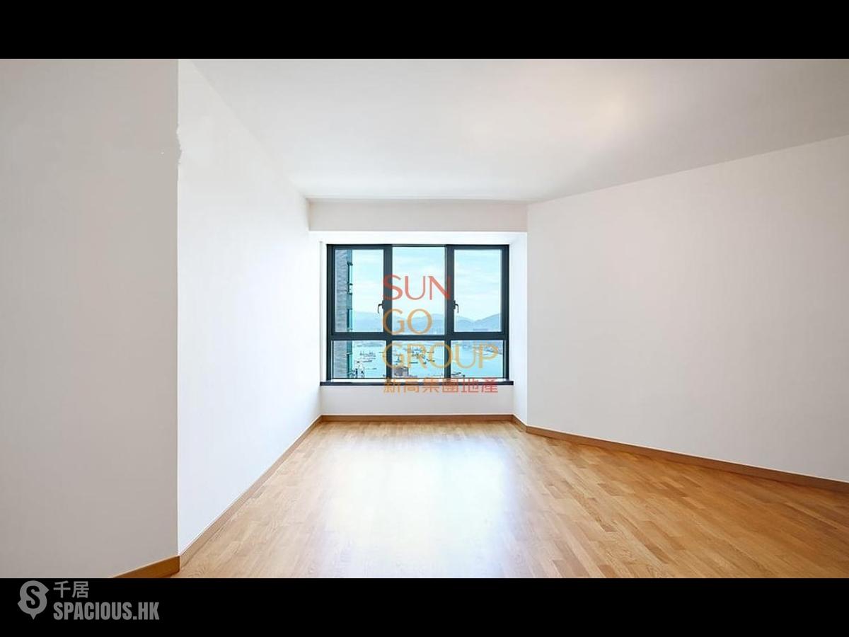 Mid Levels West - 80 Robinson Road 01