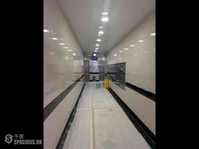 North Point - Fung Cheong Building 02