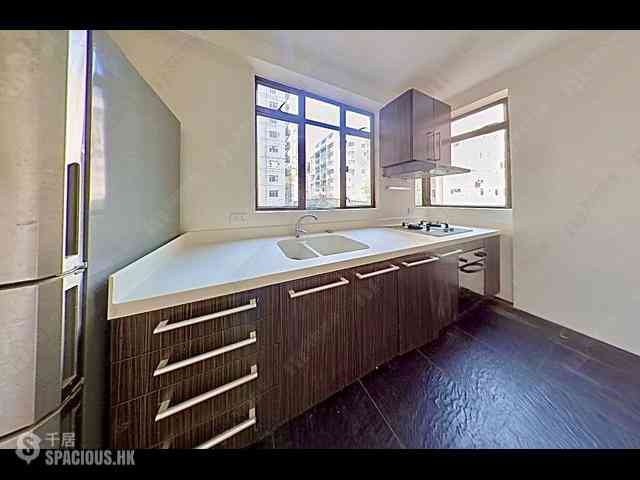 Mid Levels West - Dragonview Court 09
