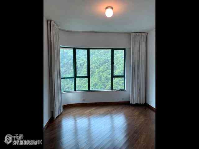 Mid Levels Central - Hillsborough Court 05