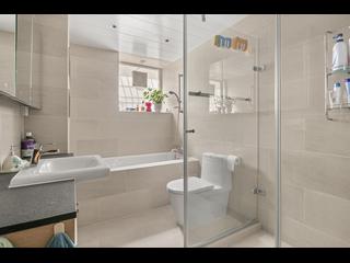 Deep Water Bay - Manderly Garden 12