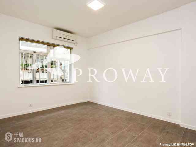 Mid Levels Central - Kam Fai Mansion 06