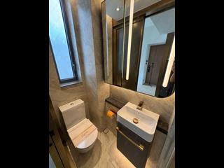 Sai Ying Pun - Des Voeux W Residence 07