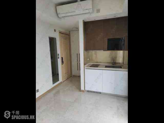 Sai Ying Pun - 63, Pokfulam Amber House (Tower 1) 04