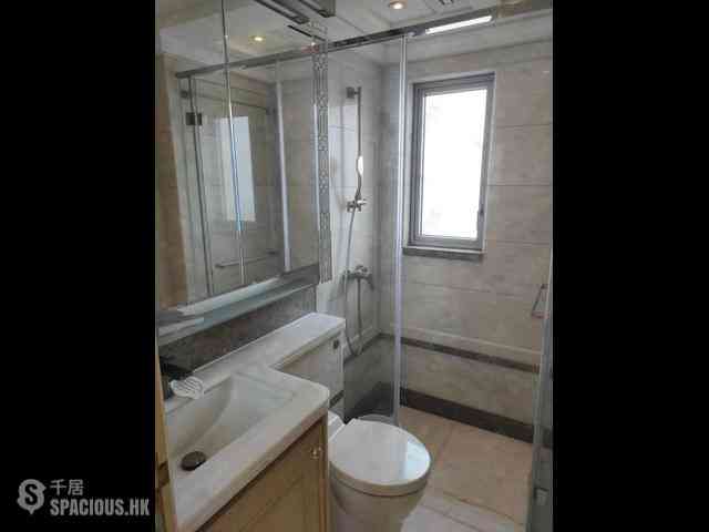 Sai Ying Pun - 63, Pokfulam Amber House (Tower 1) 07