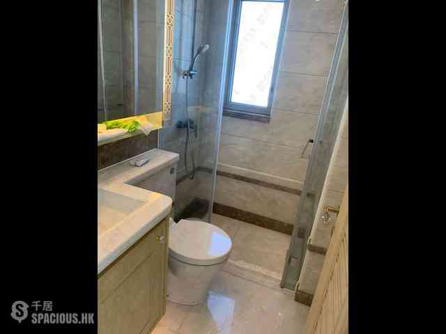 Sai Ying Pun - 63, Pokfulam Amber House (Tower 1) 08