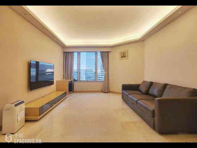 Wan Chai - Convention Plaza Apartments 01