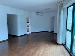 Mid Levels Central - Hillsborough Court 02