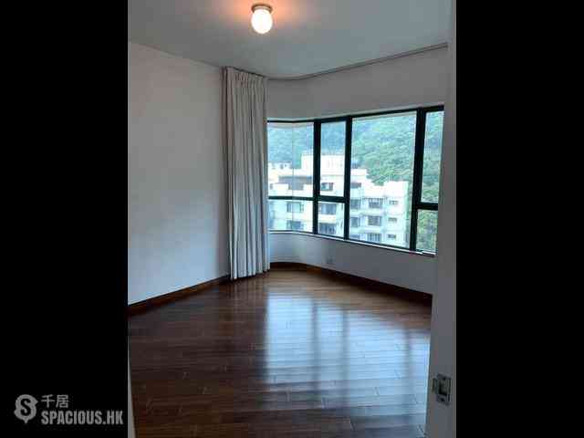 Mid Levels Central - Hillsborough Court 06