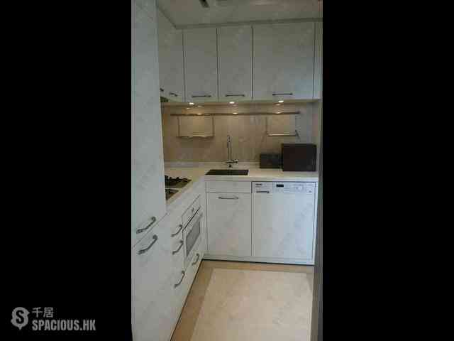 Sai Ying Pun - Kensington Hill 04