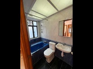 Wan Chai - Kam Fook Mansion 03