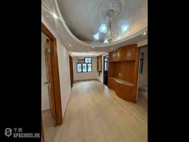Wan Chai - Kam Fook Mansion 01