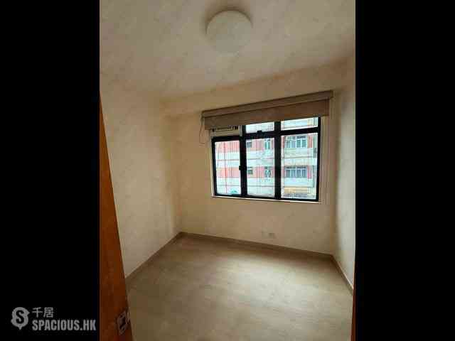 Wan Chai - Kam Fook Mansion 05