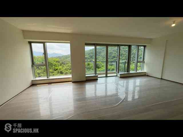 Sha Tin - Mount Regalia 01