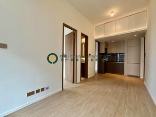 Sai Ying Pun - Des Voeux W Residence 02