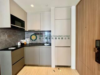 Sai Ying Pun - Des Voeux W Residence 05