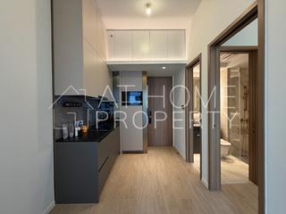 Sai Ying Pun - Des Voeux W Residence 04