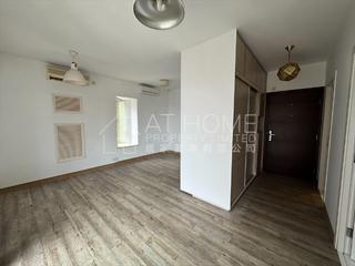Soho - Centrestage 04