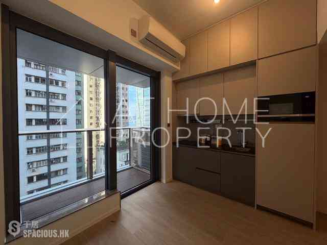 Sai Ying Pun - Des Voeux W Residence 02