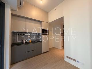 Sai Ying Pun - Des Voeux W Residence 04