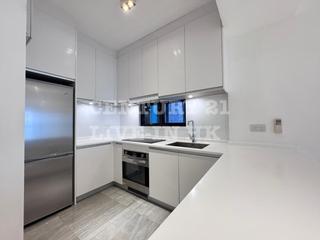 Mid Levels Central - Seymour Place 07