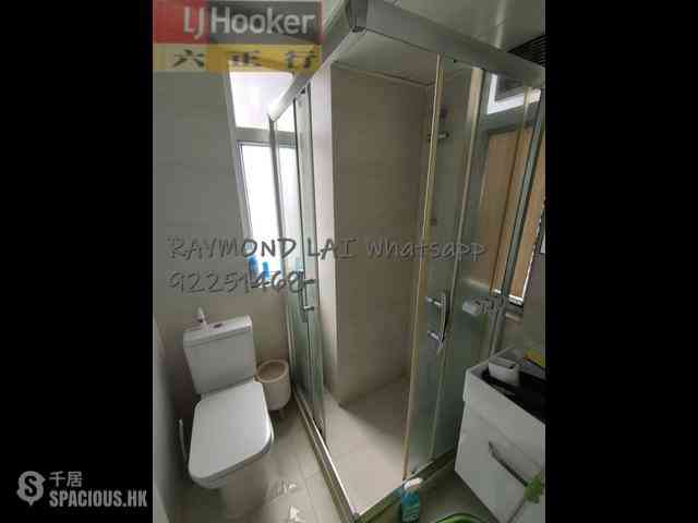 Sai Ying Pun - Fook Moon Building 06