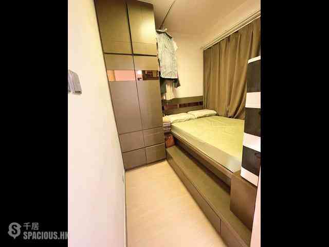 Shau Kei Wan - The Eastborne 07